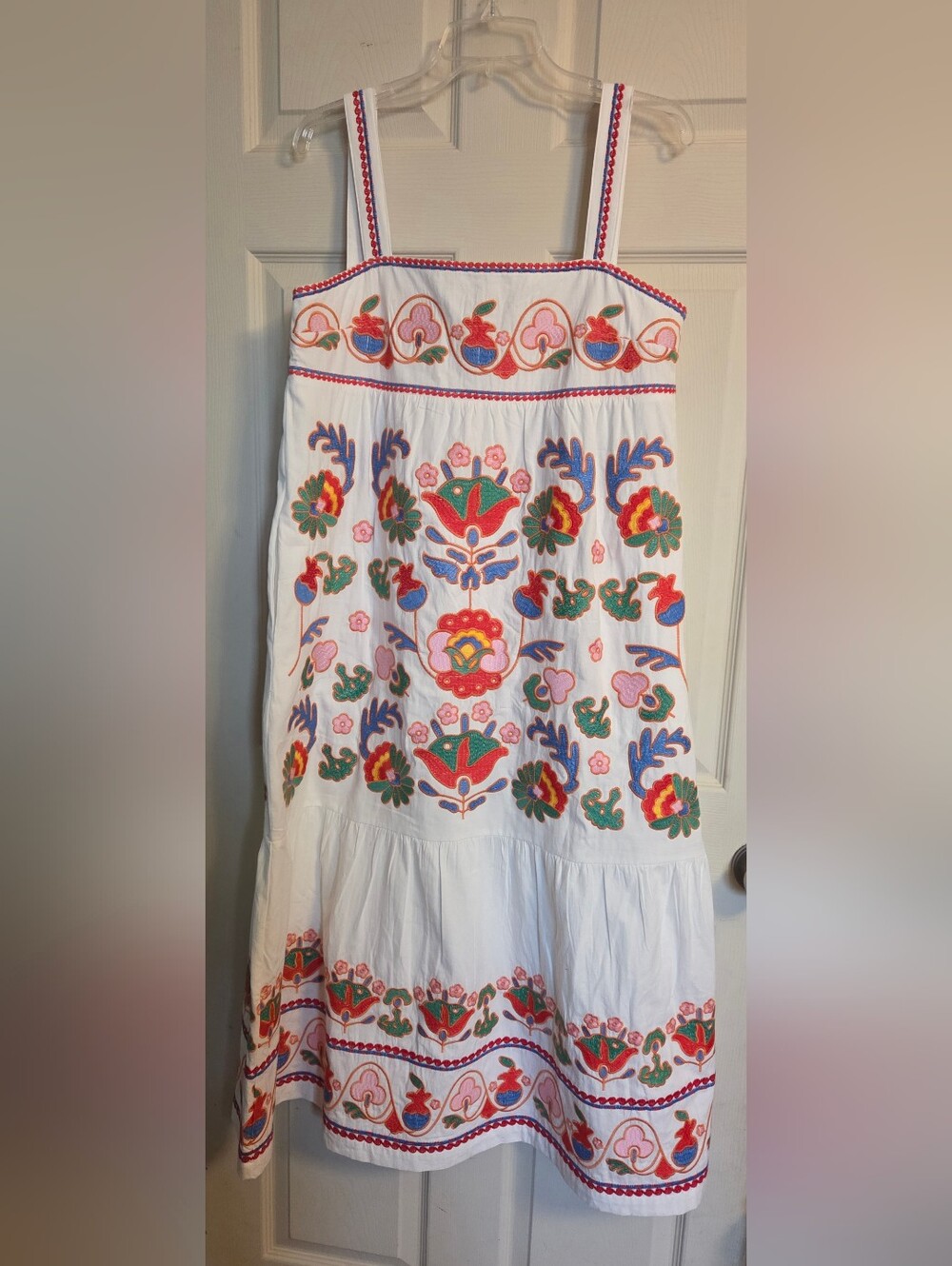 J.Marie Collections embroidered white sleeveless midi dress Size Large